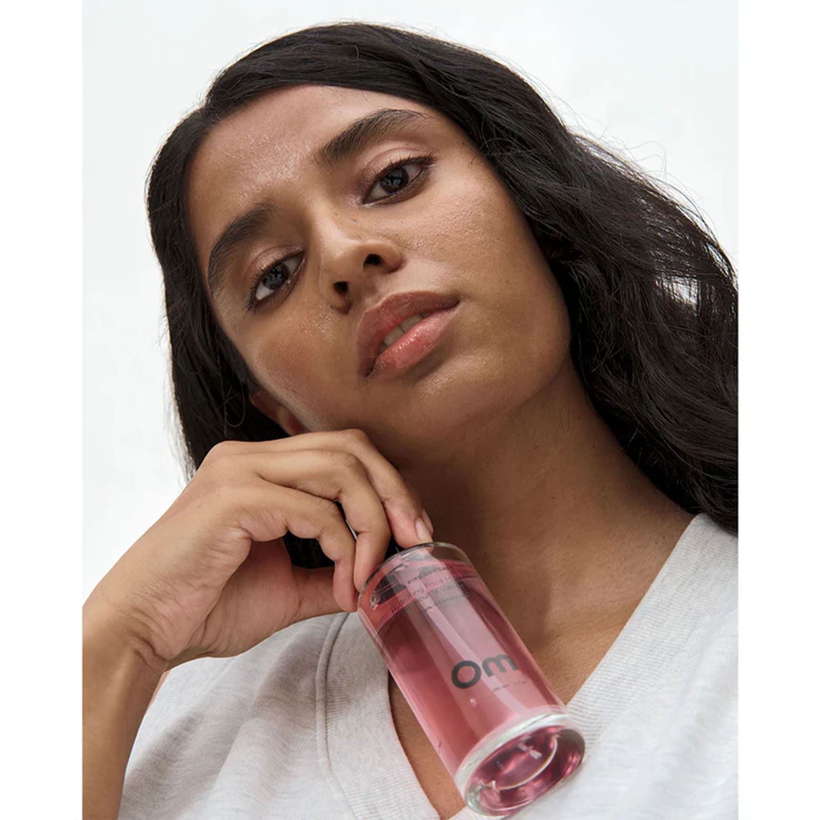 Pink Coconut Hydrating Face Mist - Image 4